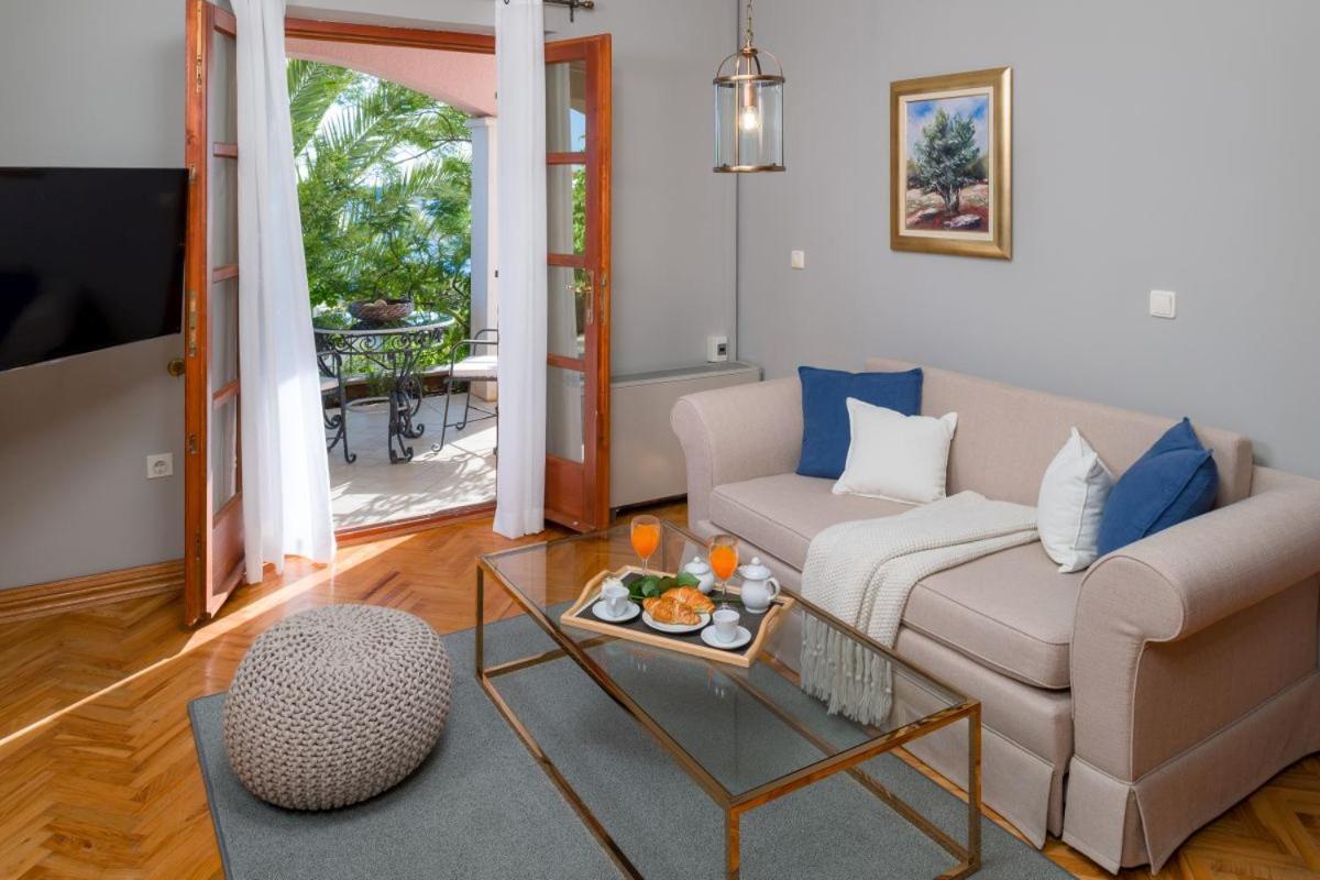 Vila Luxury Hvar Carpe Diem With Private Pool By The Sea