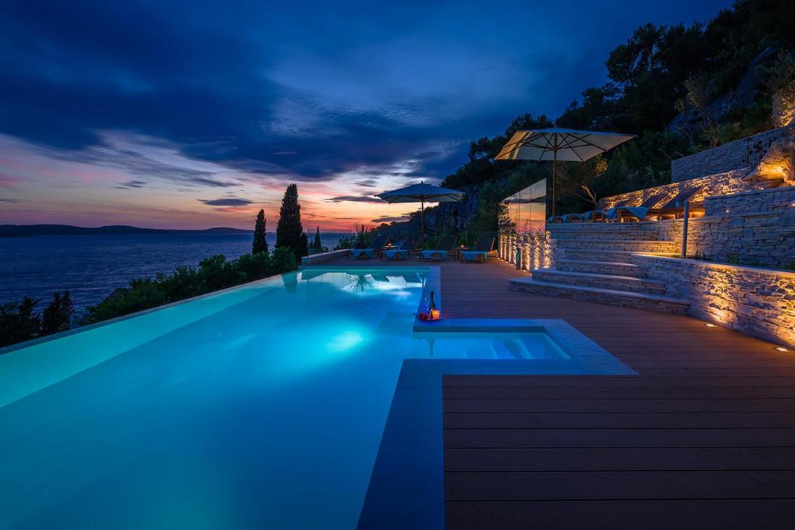 Luxury Hvar Carpe Diem With Private Pool By The Sea