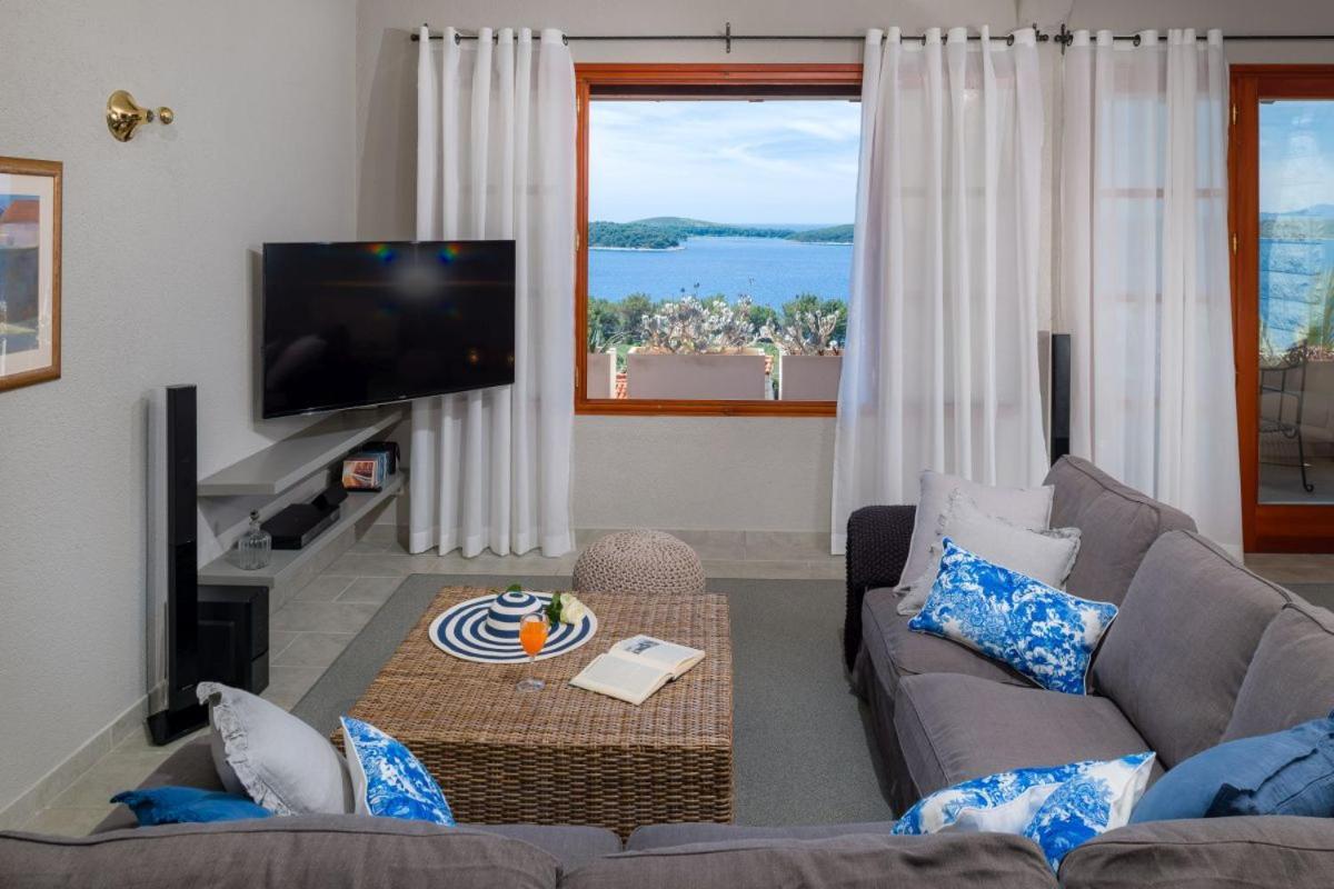 Luxury Hvar Carpe Diem With Private Pool By The Sea Vila