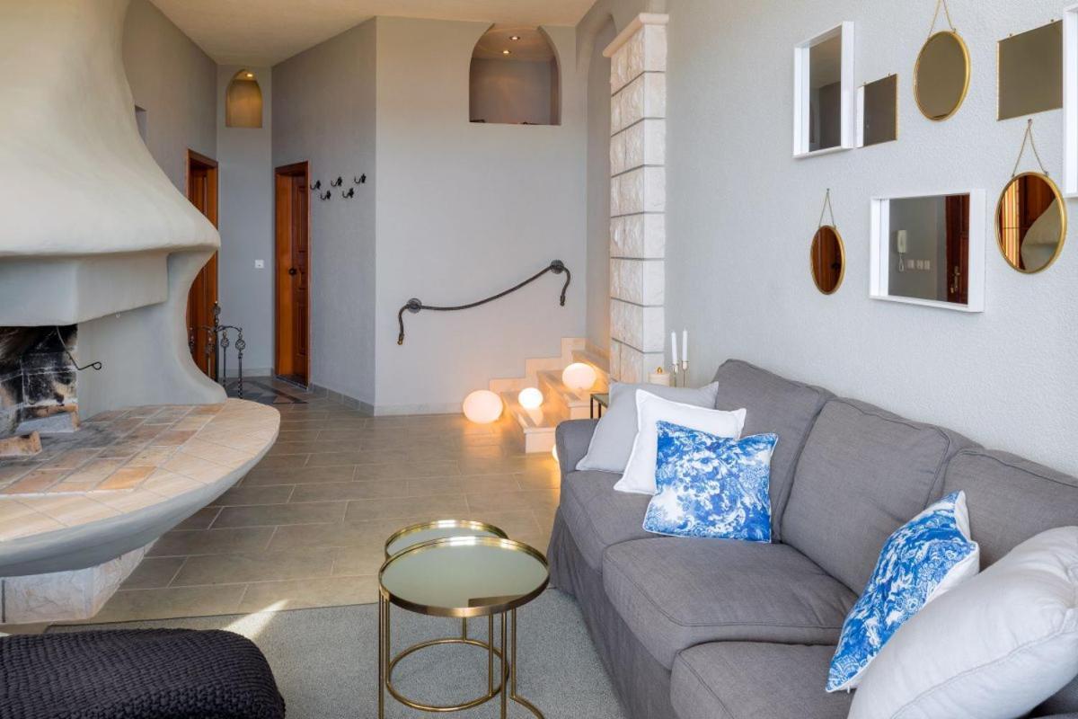 Vila Luxury Hvar Carpe Diem With Private Pool By The Sea Hvar Town