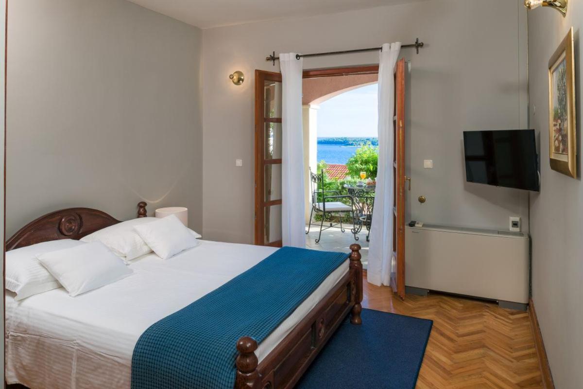 Luxury Hvar Carpe Diem With Private Pool By The Sea Vila