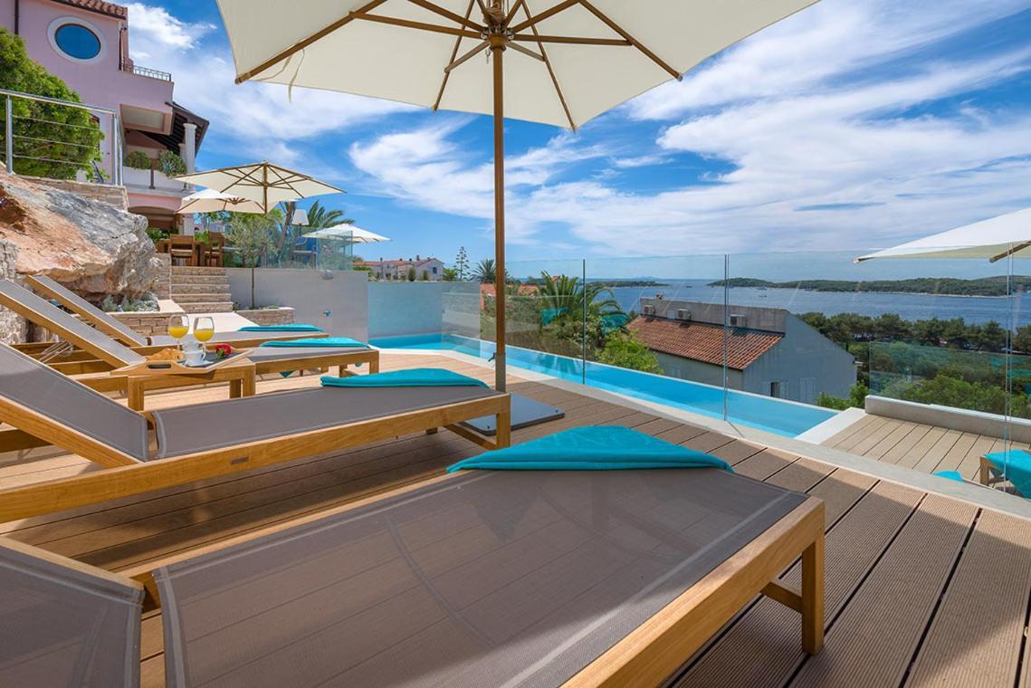 Vila Luxury Hvar Carpe Diem With Private Pool By The Sea